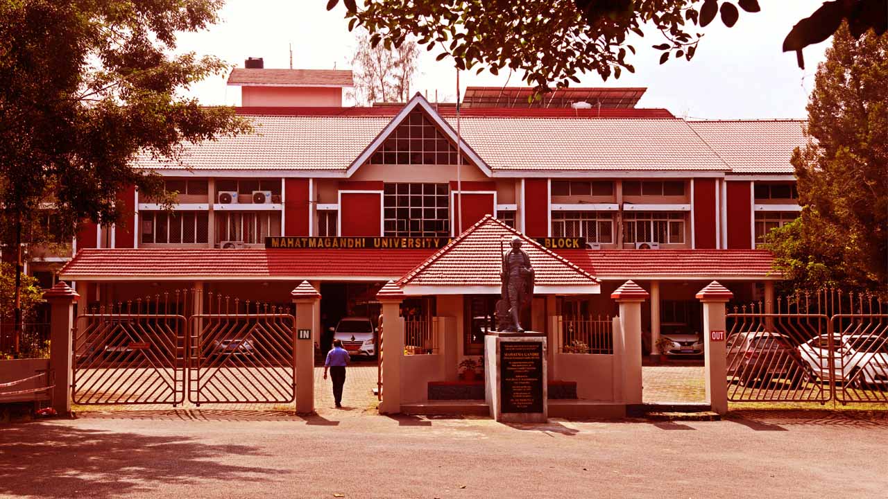 'അംഗീകാര'ത്തിന്റെ രാഷ്ട്രീയത്തിലേക്കുള്ള കേരളത്തിന്റെ ചുവടുമാറ്റം